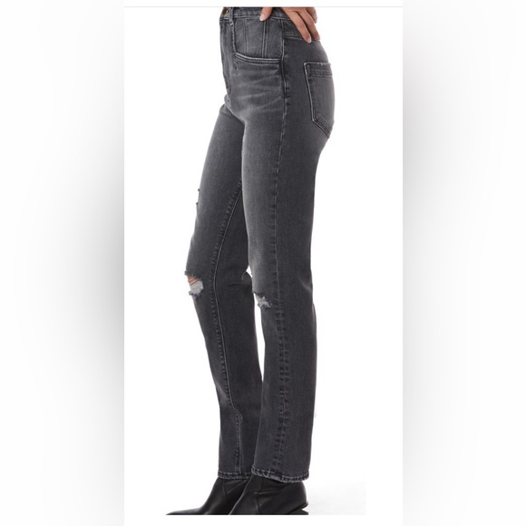 NWT Favorite Daughter Jordie Distressed Jean - Picture 4 of 8